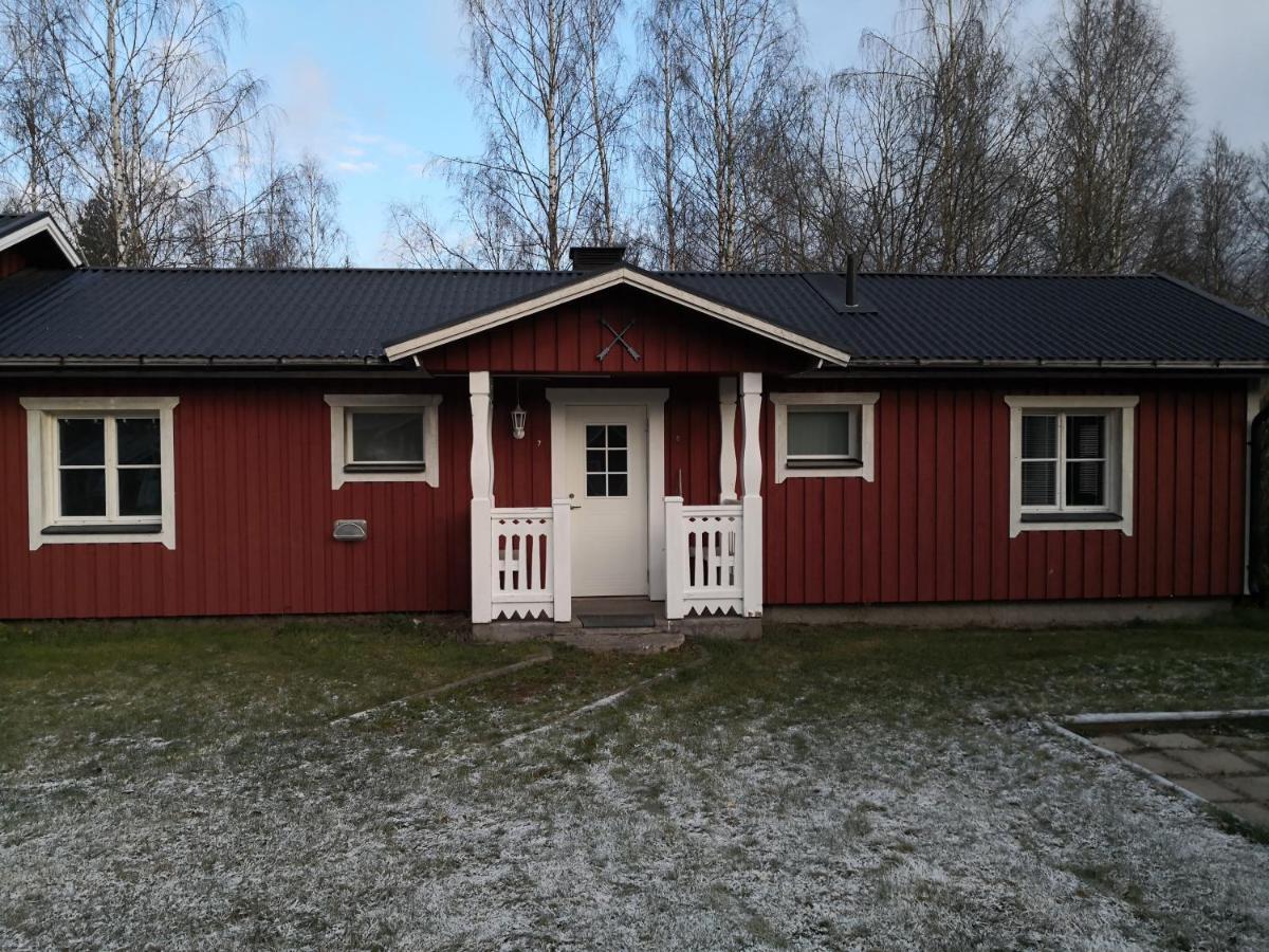 Romme Stugby Hotel Borlange Exterior photo
